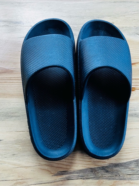 PINK Victoria's Secret Shoes - PINK Victoria's Secret Black Slide Sandals